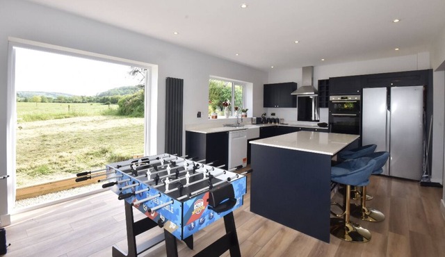 Gorgeous Cotswold Cottage