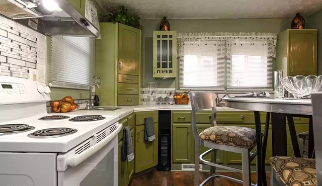 Gorgeous Cottage Near UGA