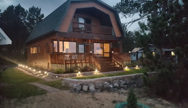 Gorgeous Cottage on Sugar Sands of Lake Superior