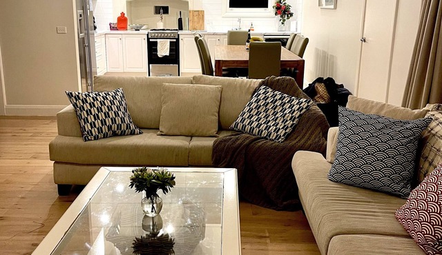 Gorgeous Cottage with open fireplace and Fire Pit