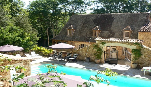 Gorgeous Country House 152m2 with large luxurious pool 14.5m x 6m