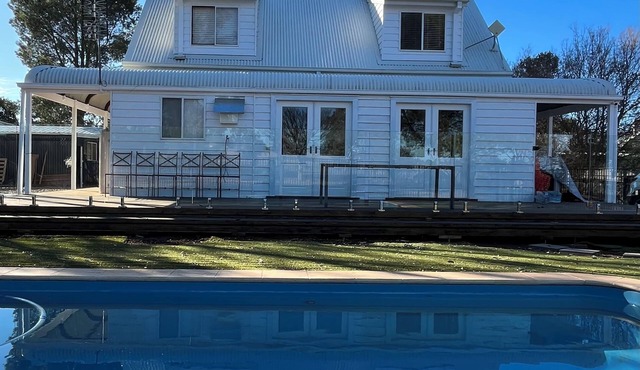 Gorgeous Country Home With Pool | Pet Friendly
