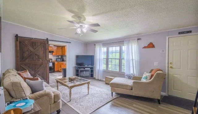 Gorgeous Country Views in Southwest Virginia—Dog-Friendly