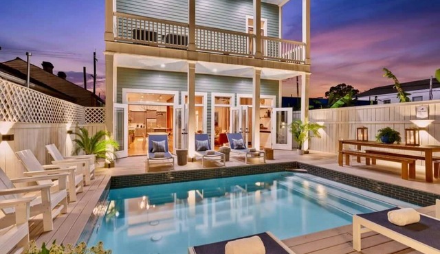 Gorgeous Designer Home with Pool | Garden District