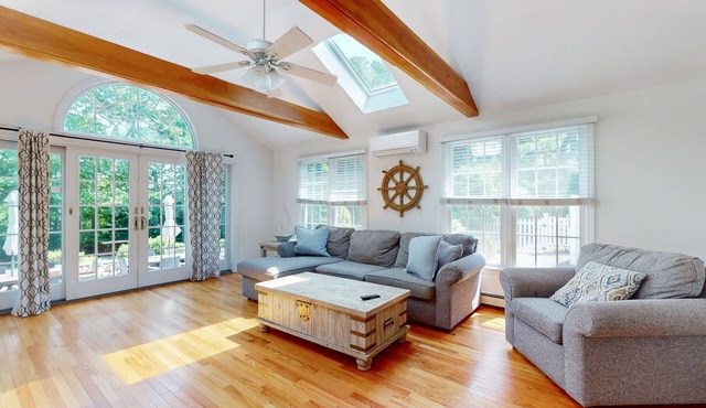 Gorgeous dog-friendly home with private, heated pool, furnished patio, porch