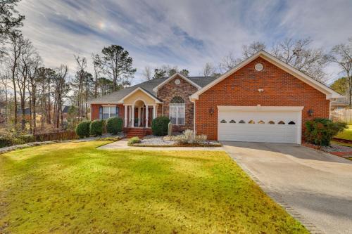 Gorgeous Evans Retreat Less Than 14 Mi to Augusta!