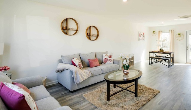Gorgeous Family-Friendly Greenville Home!