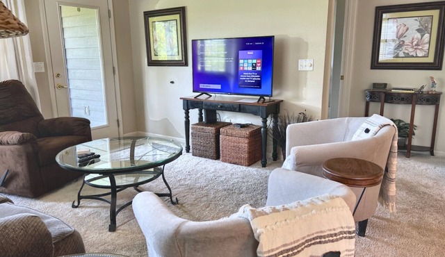 Gorgeous Golf Views, Quiet/Large, Resort and Pools