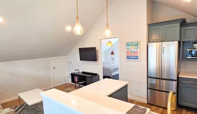 Gorgeous Guesthouse Near RiNo