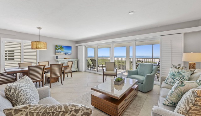 Gorgeous Gulf Front Townhome! FALL SALE!