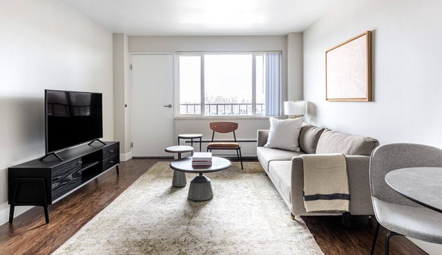 Gorgeous Highland 1BR, 2 blocks from Highland Park by Blueground