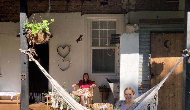Gorgeous Historic Rustic Cottage