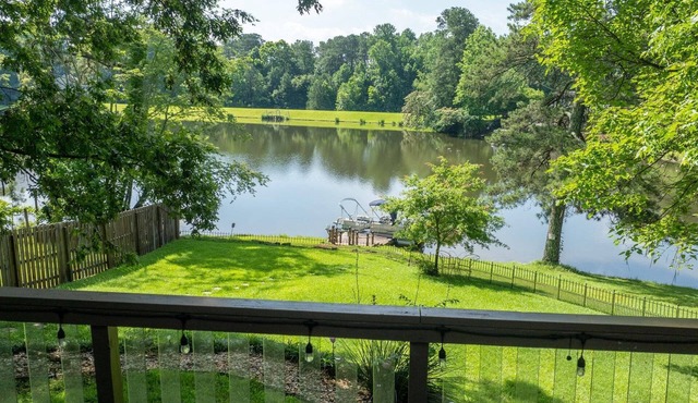 Gorgeous Home 3 BR Home | Corporate Groups | Traveling Nurses | 29 Day Minimum Stay