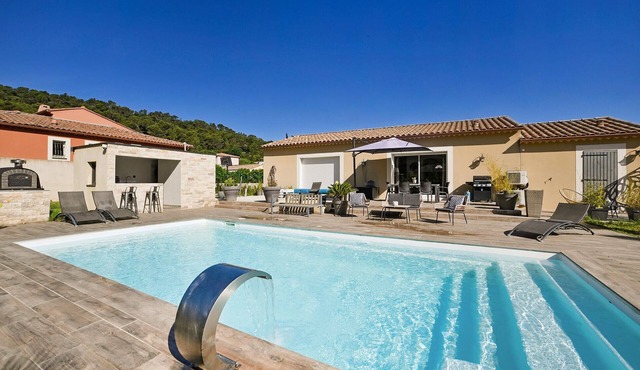 Gorgeous home in Bagnols-sur-Cèze