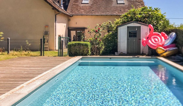 Gorgeous home in Jumilhac-Le Grand