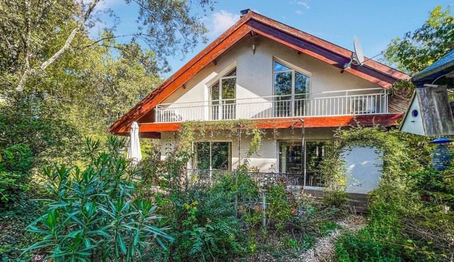 Gorgeous home in Molières-sur-ceze