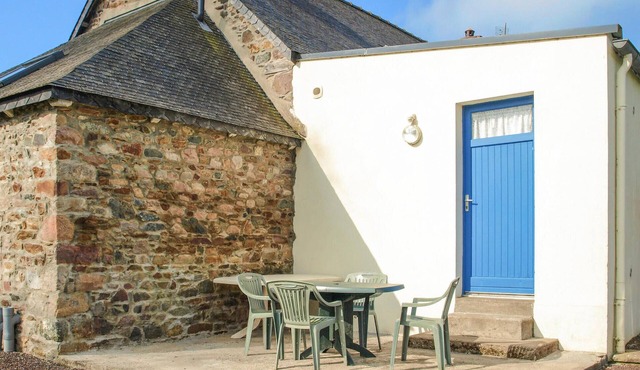 Gorgeous home in Quemper Guézénnec