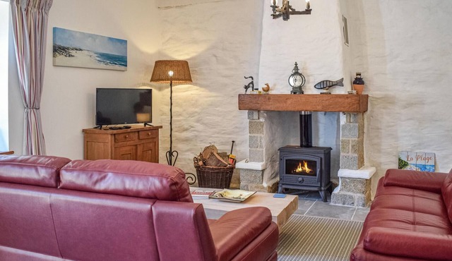 Gorgeous home in Quemper Guezennec