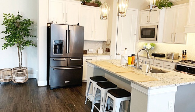 Gorgeous home fully FURNISHED
