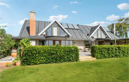 Gorgeous Home In Øster Assels