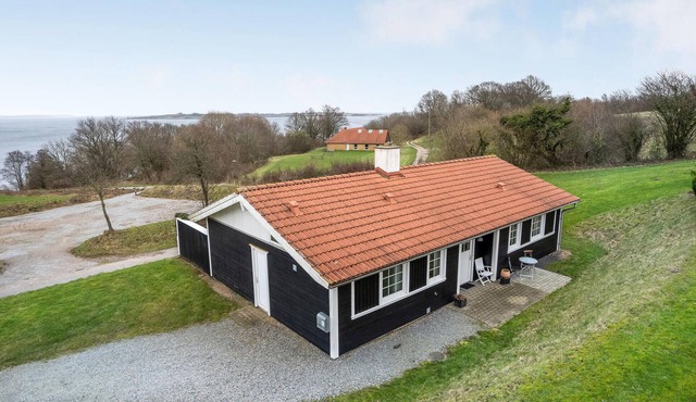 Gorgeous home in Aabenraa with sauna