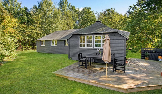 Gorgeous home in Aakirkeby with WiFi