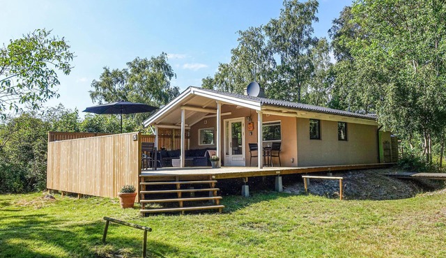 Gorgeous home in Aakirkeby with WiFi