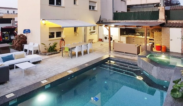 Gorgeous home in Alcora with heated swimming pool