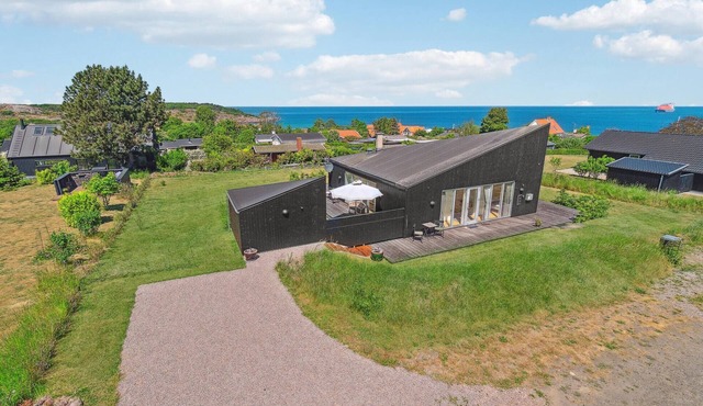 Gorgeous home in Allinge with sauna