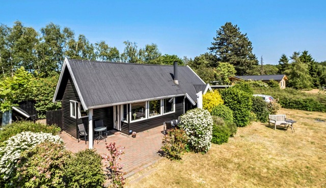 Gorgeous home in Asnæs with WiFi