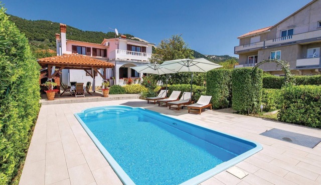 Gorgeous home in Banjol