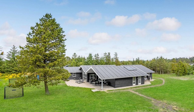 Gorgeous home in Bindslev with sauna
