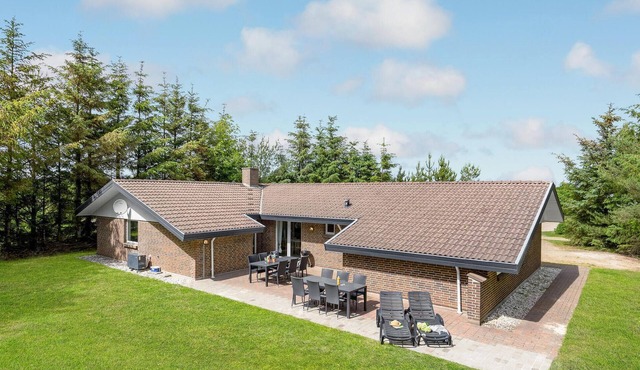 Gorgeous home in Blåvand with sauna