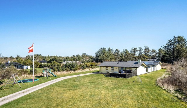Gorgeous home in Blokhus with sauna