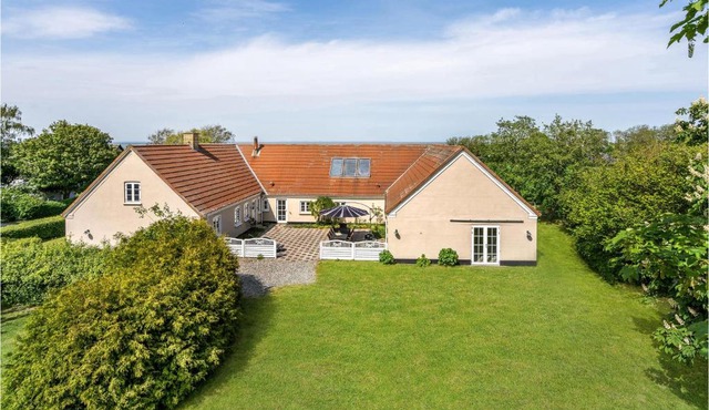 Gorgeous Home In Bogense With Wifi