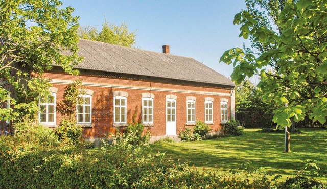 Gorgeous home in Bredebro with sauna