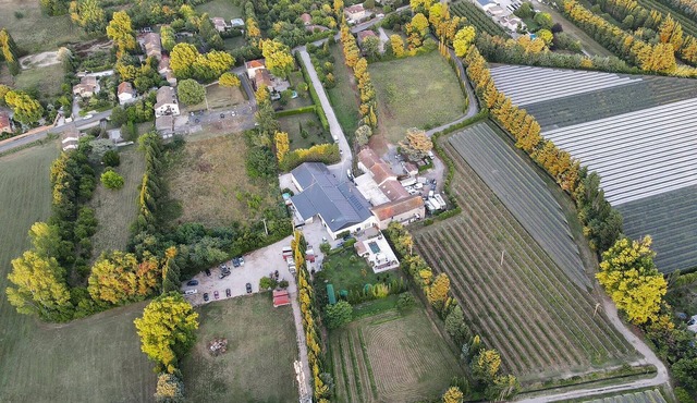 Gorgeous home in Cabannes with private swimming pool, can be inside or outside