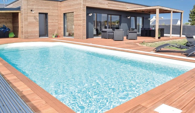 Gorgeous home in Créances with WiFi