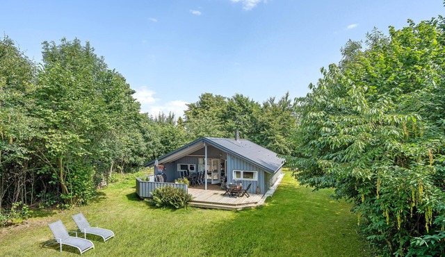 Gorgeous home in Dronningmølle