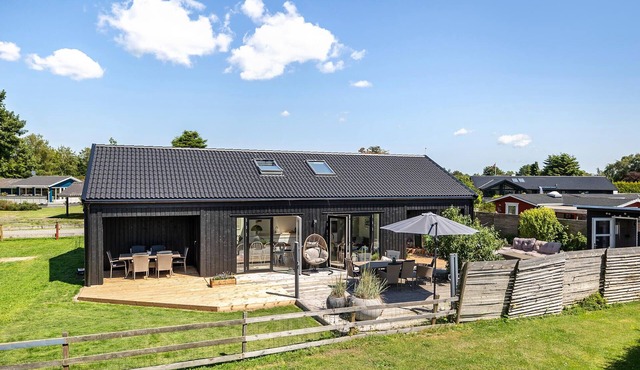 Gorgeous home in Karrebæksminde