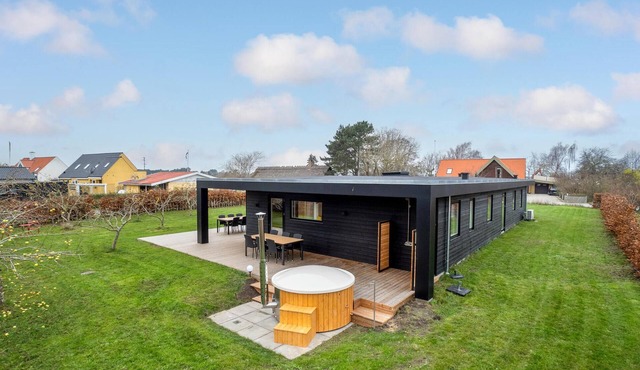 Gorgeous home in Karrebæksminde