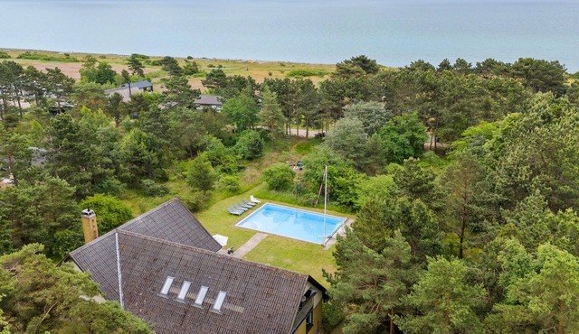 Gorgeous home in Sjællands Odde