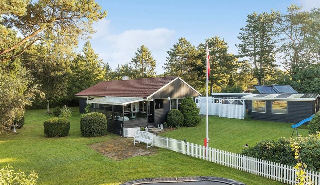 Gorgeous home in Ebeltoft with WiFi