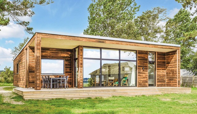 Gorgeous home in Ebeltoft with kitchen