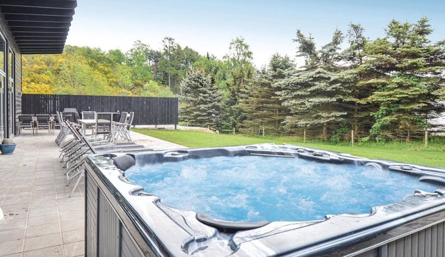 Gorgeous home in Ebeltoft with sauna