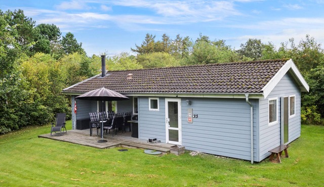 Gorgeous home in Farsø with WiFi