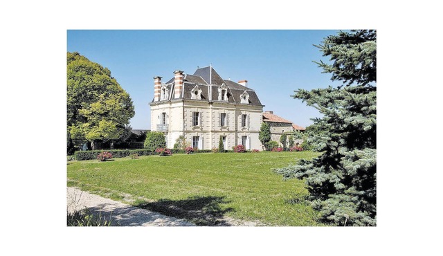 Gorgeous home in Mouterre-Silly