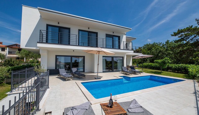 Gorgeous home in GAMBOCI