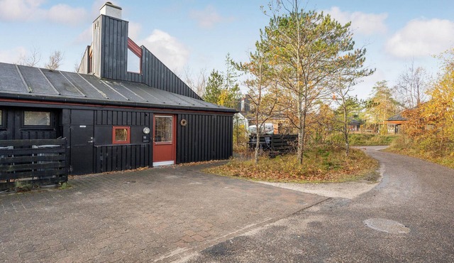 Gorgeous home in Grenaa with WiFi