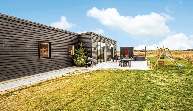 Gorgeous home in Grenaa with sauna